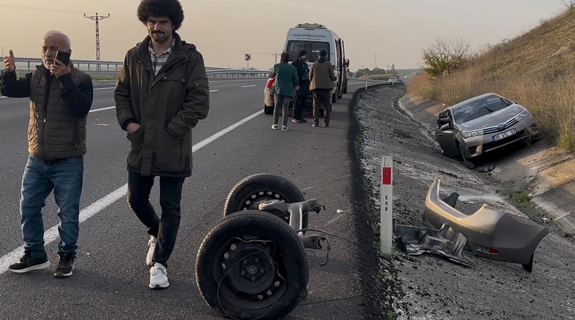 TERS YÖNE GİRİP KAZAYA KARIŞAN SÜRÜCÜ: "BU YOL BİR YERE GİDİYOR AMA NEREYE GİDİYOR...