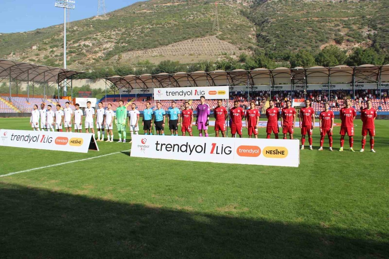 TFF TRENDYOL 1. LİG ATAKAŞ HATAYSPOR; 0 -ATKO GRUP PENDİKSPOR : 1