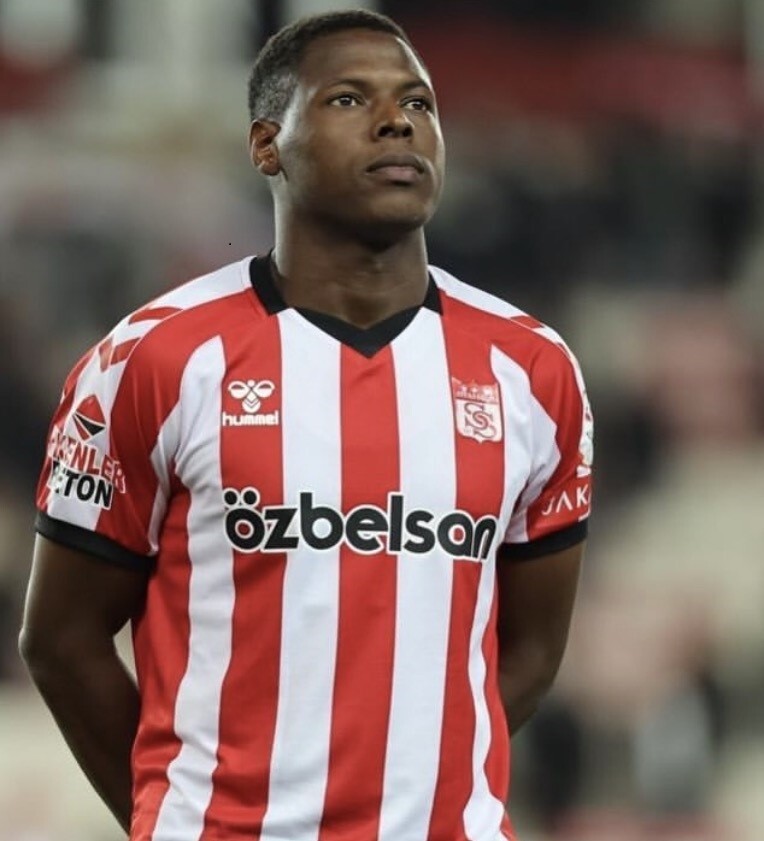 TRENDYOL 1. LİG EKİPLERİNDEN ÖZBELSAN SİVASSPOR, 23 YAŞINDAKİ BREZİLYALI FORVET LUAN CAMPOS’UN...