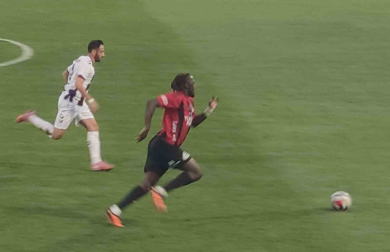 TRENDYOL 1. LİG’İN 14. HAFTASINDA VANSPOR FK, EVİNDE ANKARA KEÇİÖRENGÜCÜ İLE 1-1 BERABERE...