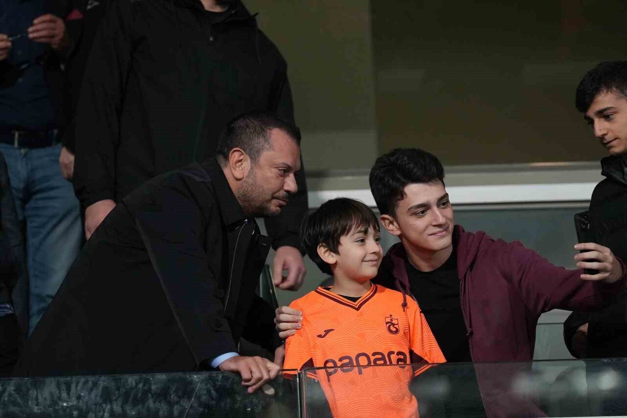 TRENDYOL SÜPER LİG'İN 13. HAFTASINDA RAMS BAŞAKŞEHİR, TRABZONSPOR'U KONUK EDİYOR. MÜCADELENİN 15...