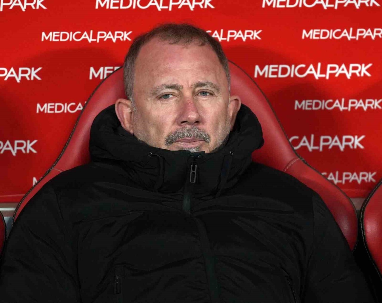 TRENDYOL SÜPER LİG'İN 14. HAFTASINDA BEŞİKTAŞ, ATATÜRK OLİMPİYAT STADYUMU'NDA FATİH KARAGÜMRÜK'E...