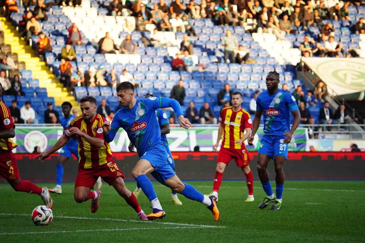TRENDYOL SÜPER LİG'İN 14. HAFTASINDA ÇAYKUR RİZESPOR EVİNDE KARŞILAŞTIĞI KAYSERİSPOR'A 1-0 MAĞLUP...