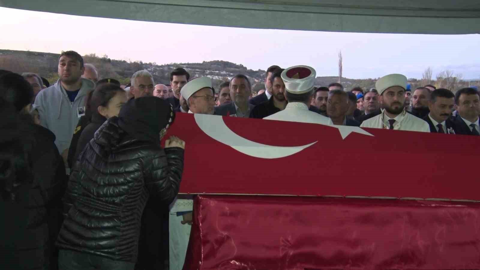 TÜRK HAVA KUVVETLERİ'NE AİT C-130 TİPİ ASKERİ NAKLİYE UÇAĞININ DÜŞMESİ SONUCU ŞEHİT OLAN HAVA UÇAK...