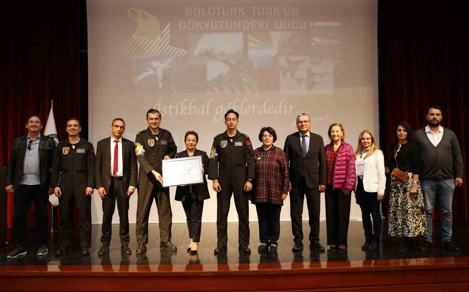 TÜRK HAVA KUVVETLERİ BÜNYESİNDEKİ MODERN VE YÜKSEK PERFORMANSLI F-16 UÇAĞININ KABİLİYETLERİNİ...