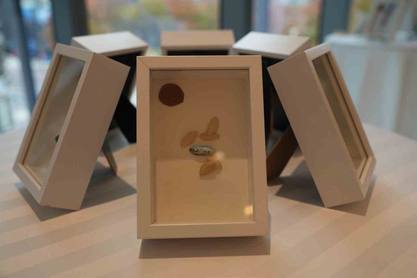 TÜRKİYE'NİN BİRLEŞMİŞ MİLLETLER (BM) DAİMİ TEMSİLCİSİ BÜYÜKELÇİ AHMET YILDIZ'IN EŞİ VE BM...