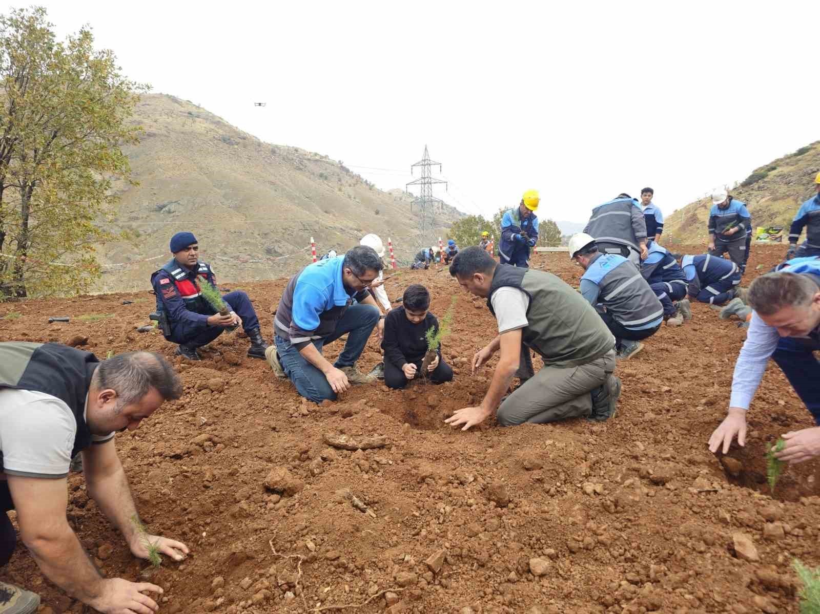 TÜRKİYE’NİN EN BÜYÜK SANAYİ KURULUŞLARINDAN CENGİZ HOLDİNG’İN GRUP ŞİRKETLERİNDEN ETİ BAKIR...