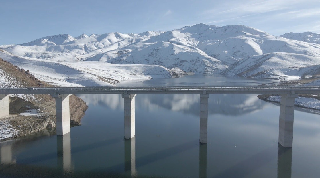 TURNAÇAYIRI BARAJI'NDA MASALSI KIŞ: KAR YAĞIŞI MANZARAYI DEĞİŞTİRDİ