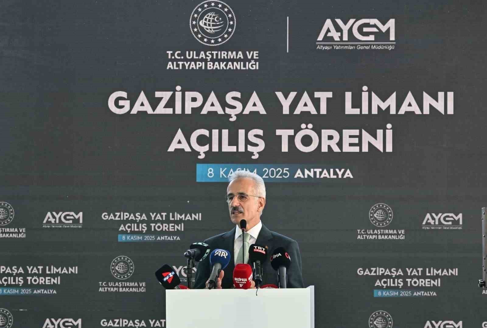 ULAŞTIRMA VE ALTYAPI BAKANI ABDULKADİR URALOĞLU, ANTALYA'DA GAZİPAŞA YAT LİMANI AÇILIŞINA...