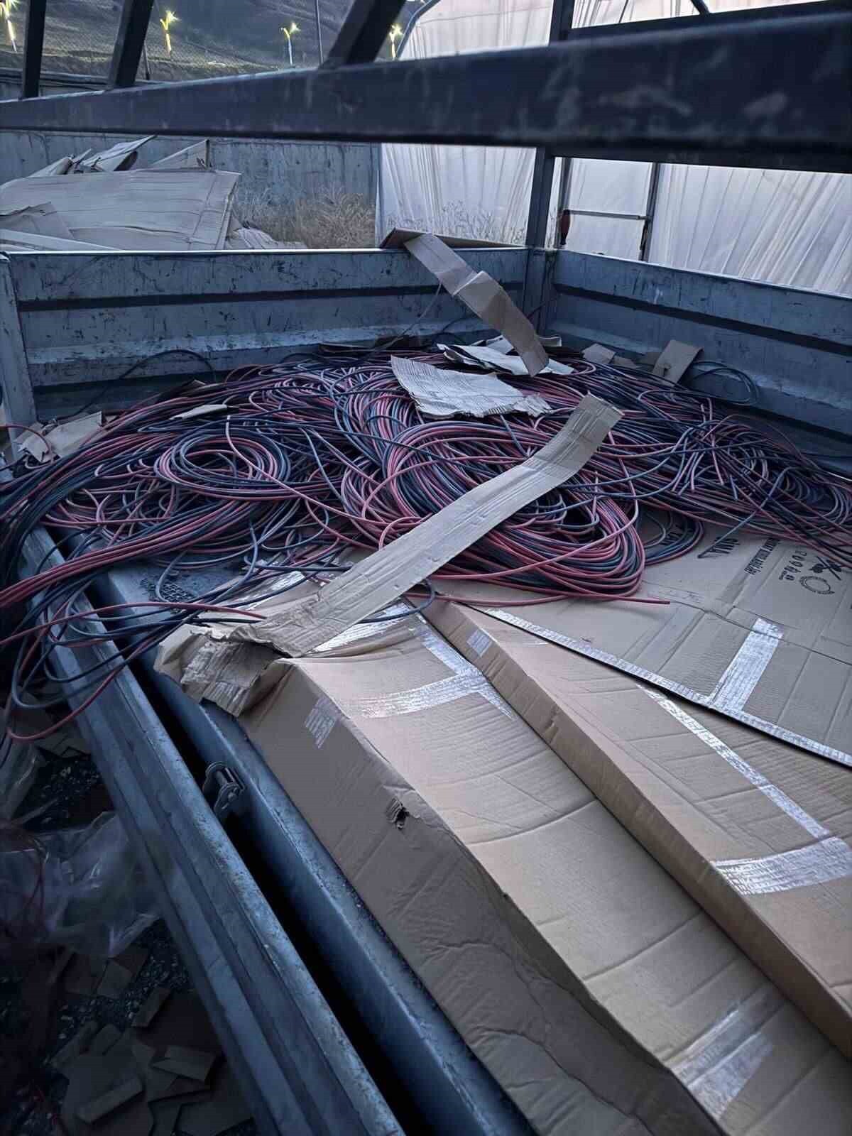 VAN’IN EDREMİT İLÇESİNDE VAN SU VE KANALİZASYON İDARESİ (VASKİ) GENEL MÜDÜRLÜĞÜNÜN GÜNEŞ ENERJİ...