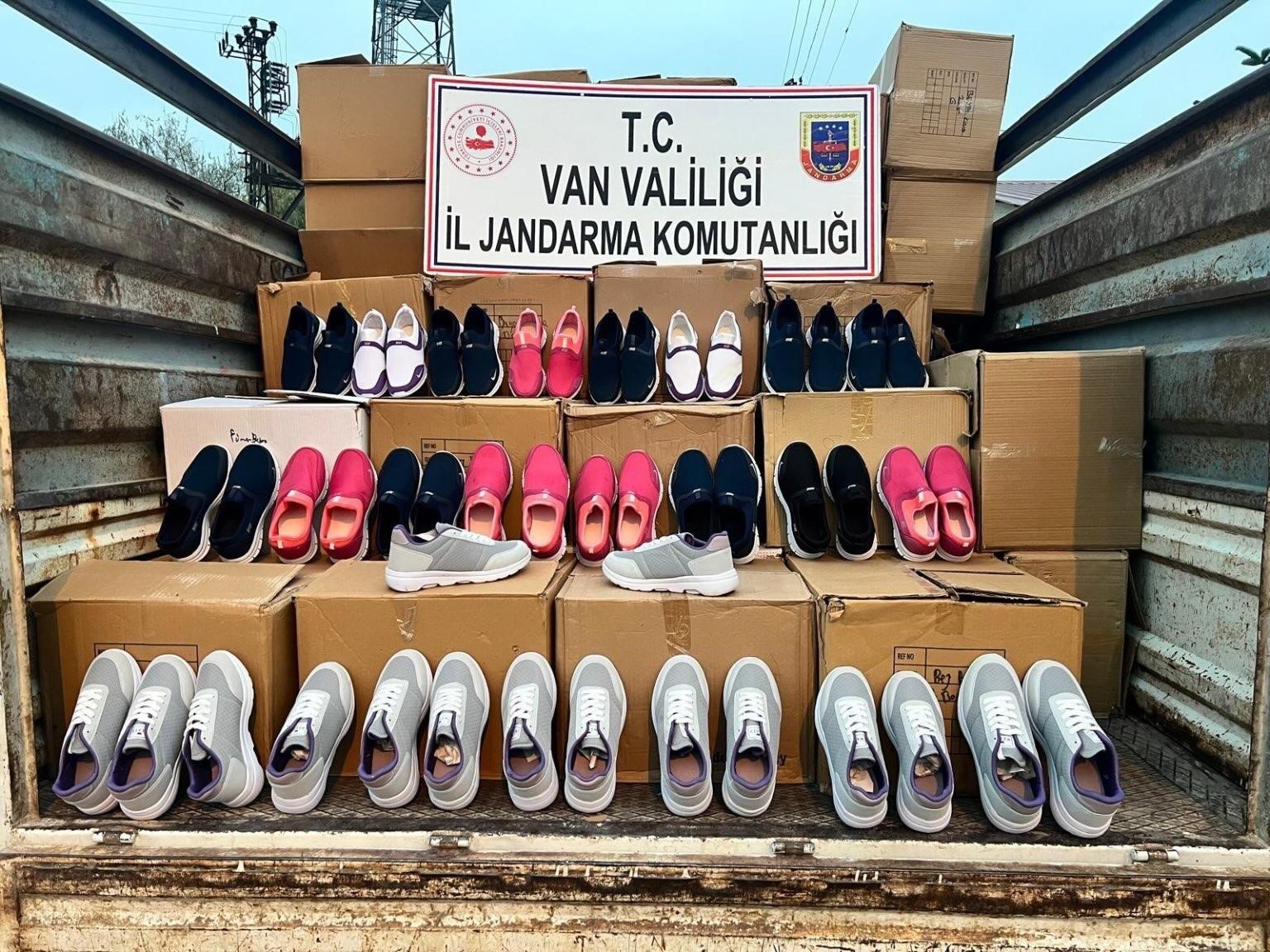 VAN’IN TUŞBA İLÇESİNDE JANDARMA EKİPLERİ TARAFINDAN YAPILAN ÇALIŞMALAR SONUCU PİYASA DEĞERİ...