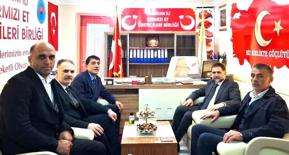 YAKUTİYE BELEDİYE BAŞKANI DR. MAHMUT UÇAR, BERABERİNDE AK PARTİ YAKUTİYE İLÇE BAŞKANI FERİT YILDIZ...