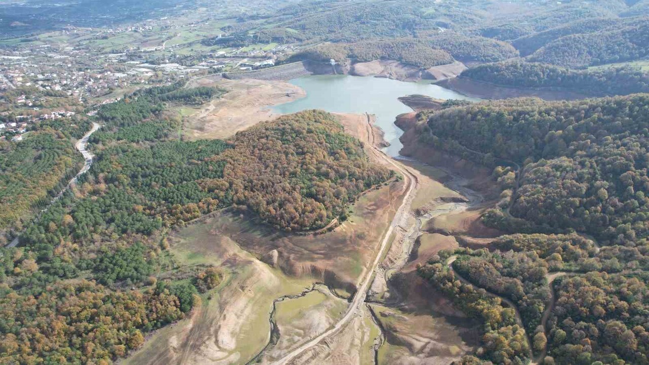 YALOVA’NIN İÇME SUYU İHTİYACINI KARŞILAYAN GÖKÇE BARAJI’NDA DOLULUK ORANI KRİTİK SEVİYELERE...