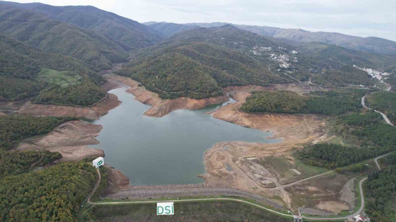 YALOVA’NIN İÇME SUYU KAYNAĞI OLAN GÖKÇE BARAJI'NDA DOLULUK ORANI KRİTİK SEVİYELERE DÜŞTÜ. 15...