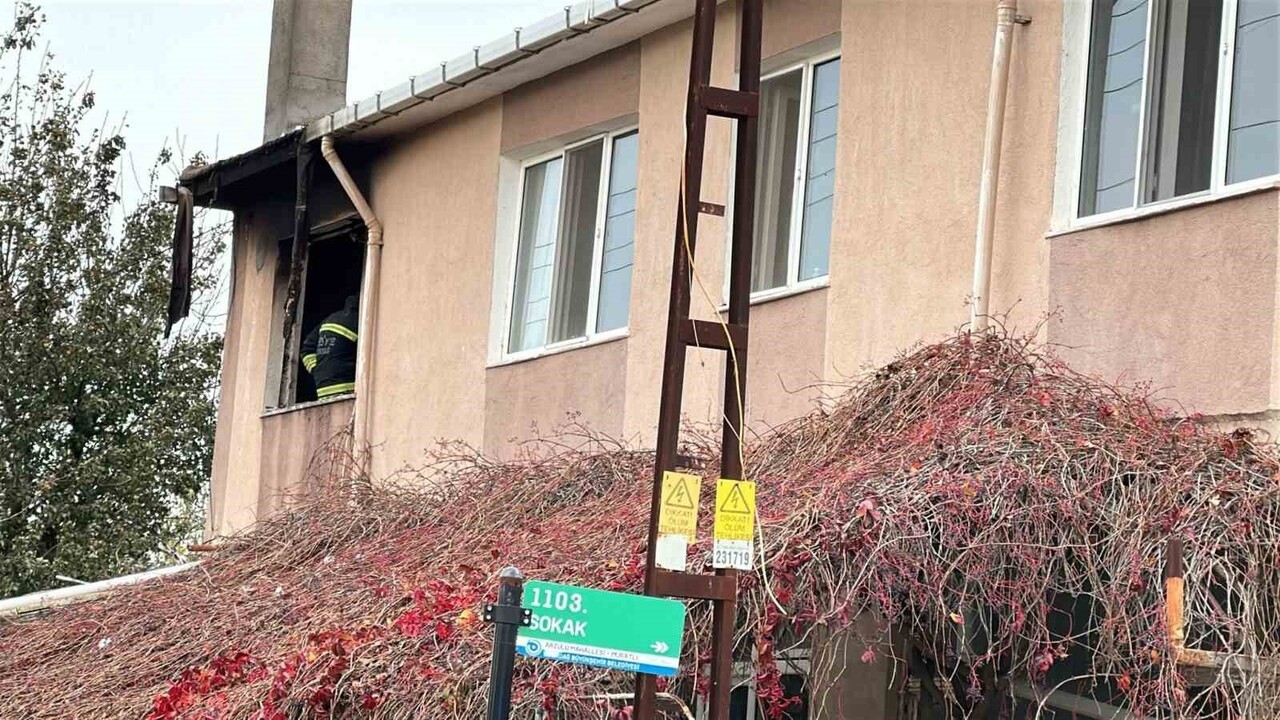 YANGINA İTFAİYE EKİPLERİ MÜDAHALE ETTİ.