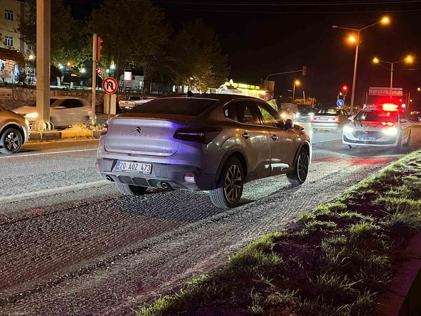 YATAĞAN’DA OTOMOBİLİN ÇARPTIĞI ÇOCUK YARALANDI