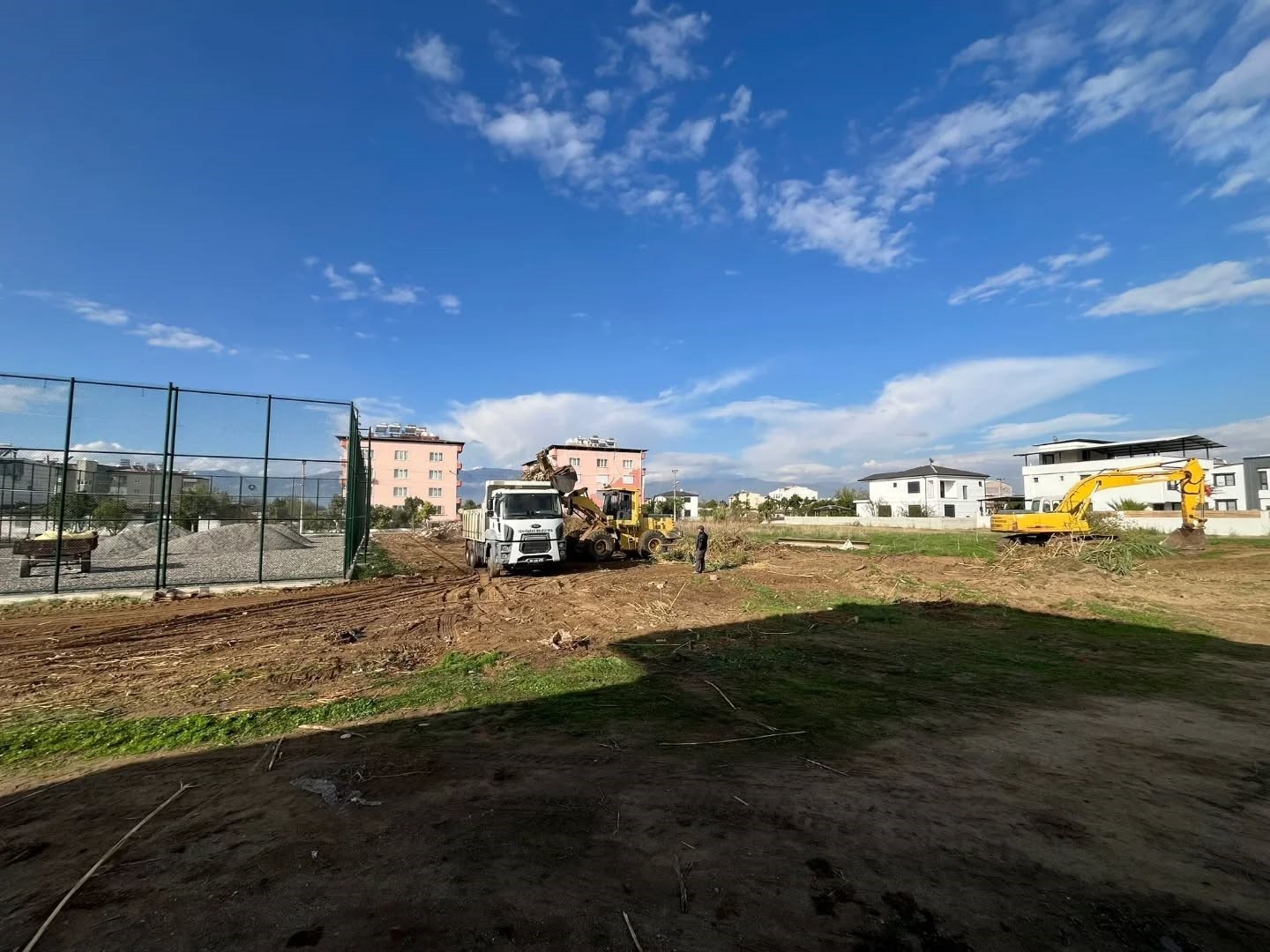 YENİPAZAR’DA ALT YAPI ÇALIŞMALARI DEVAM EDİYOR