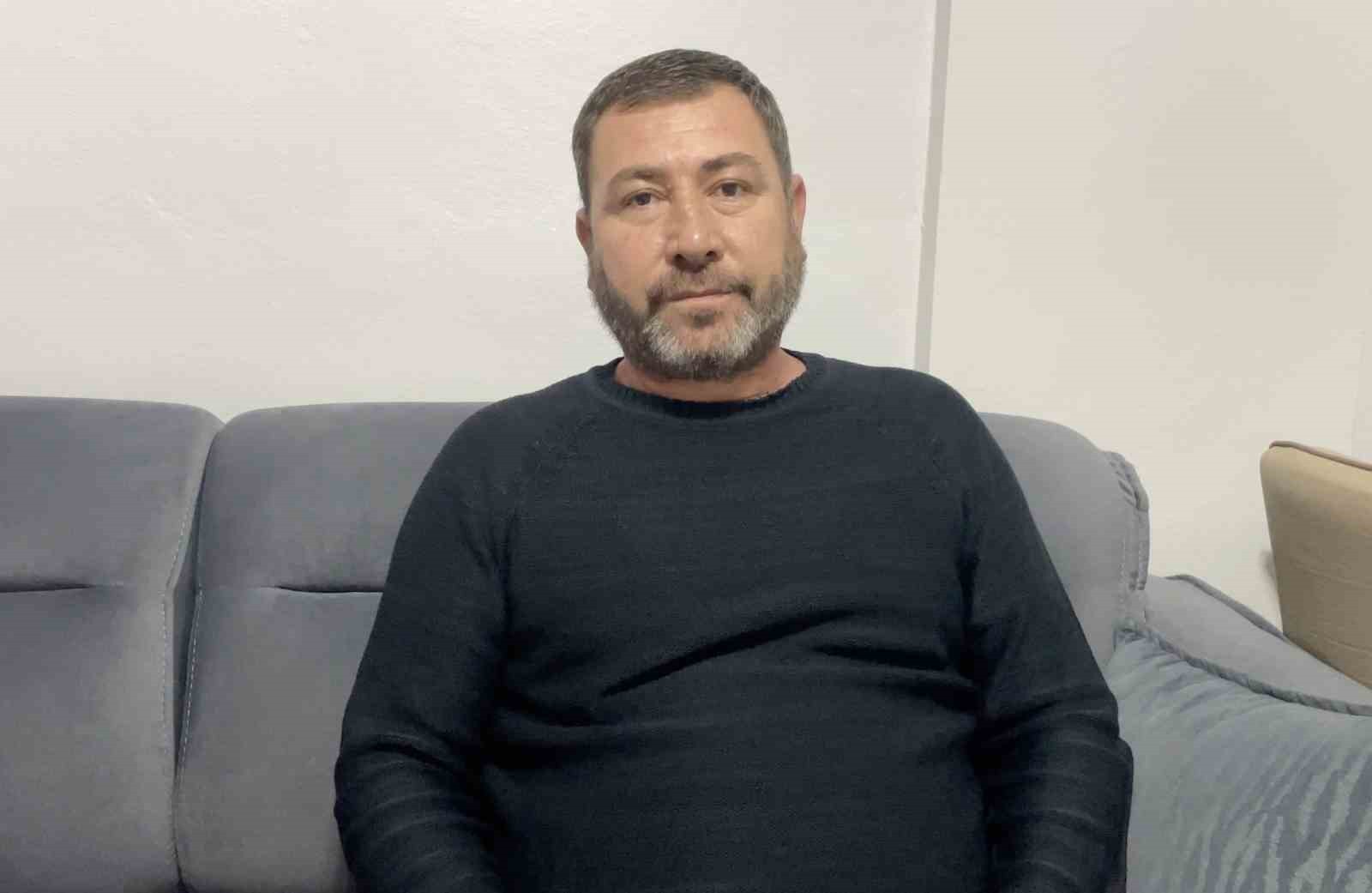 YILANLA KARŞILAŞAN SONER ÖZEN