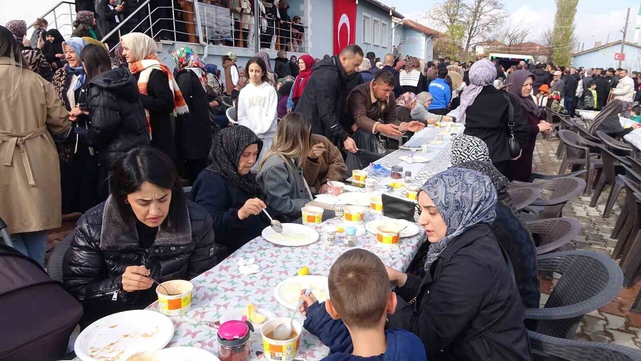 YOZGAT'IN SORGUN İLÇESİ ÇİĞDEMLİ BELDESİ’NE BAĞLI BURUNÖREN KÖYÜ, GELENEKSEL LEZZETİ VE KÜLTÜREL...
