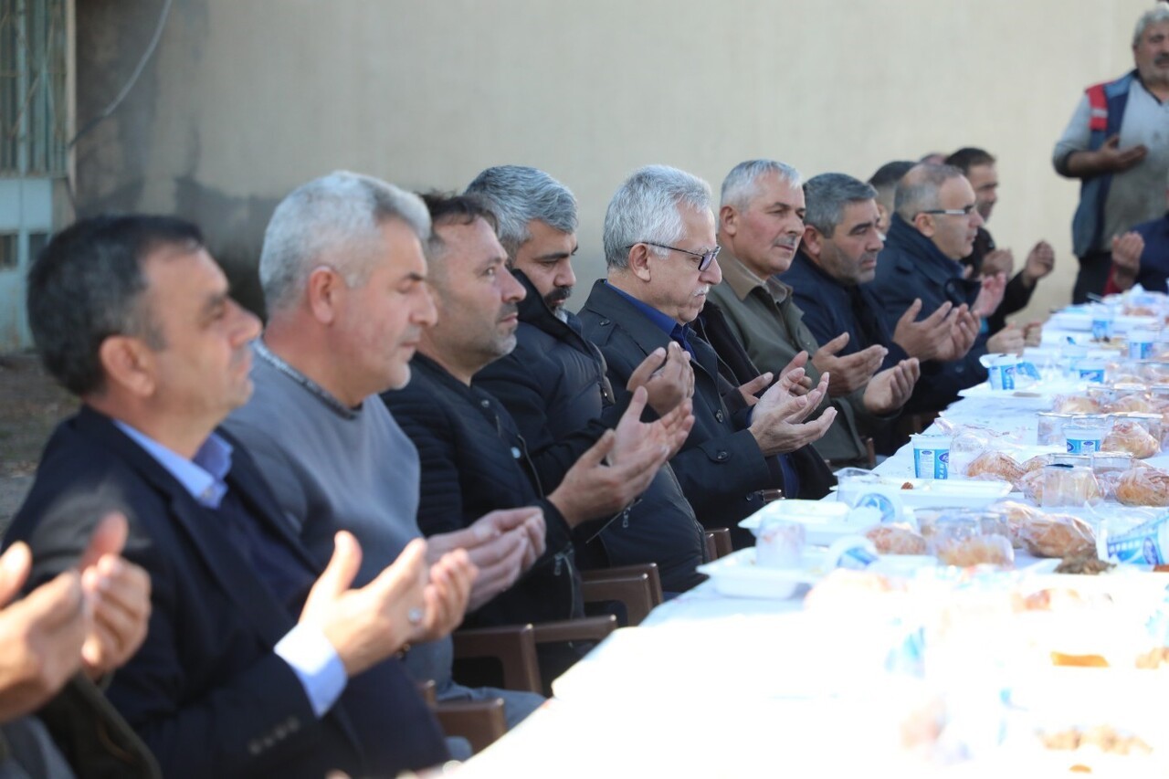 YOZGAT BELEDİYE BAŞKANI DR. KAZIM ARSLAN, 100.YIL SANAYİ SİTESİ ESNAFLARIYLA DÜZENLENEN ÖĞLE...