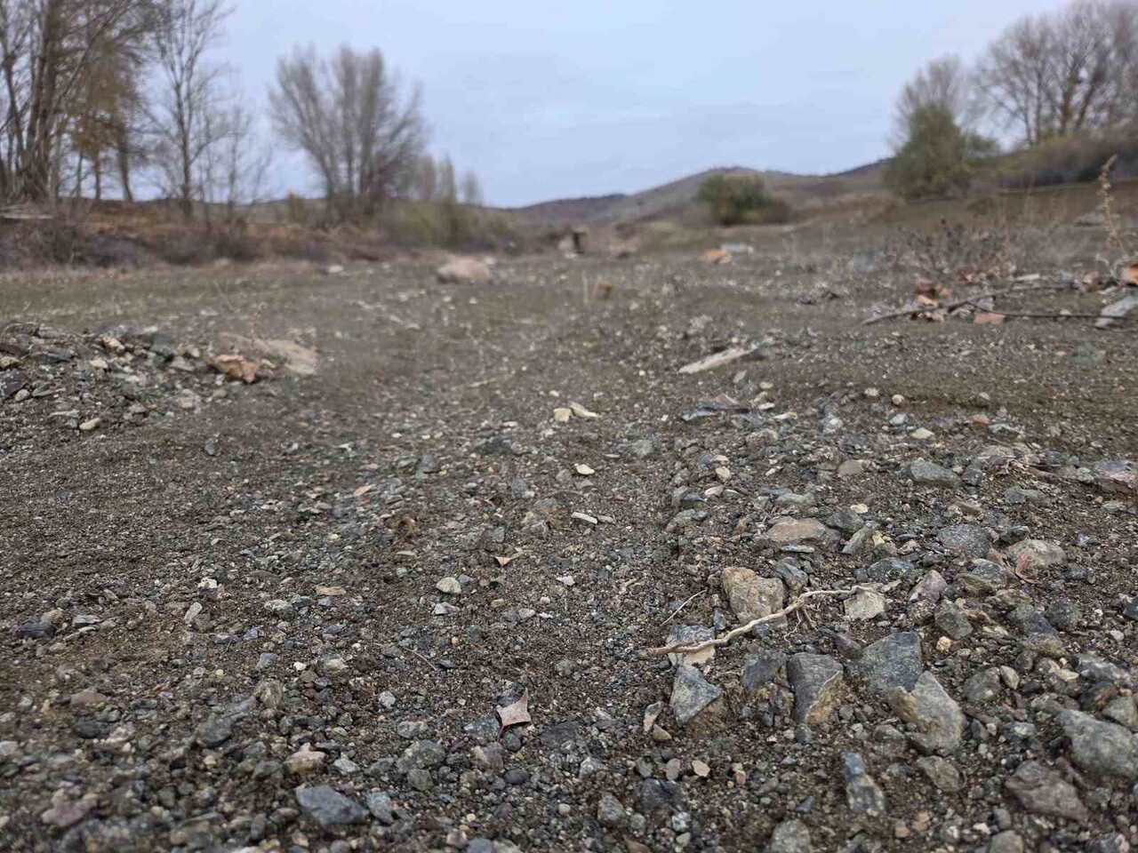 YOZGAT’TA BEKLENEN YAĞIŞLARIN GECİKMESİ NEDENİYLE ÇİFTÇİLİK VE HAYVANCILIKLA UĞRAŞANLARIN ENDİŞESİ...