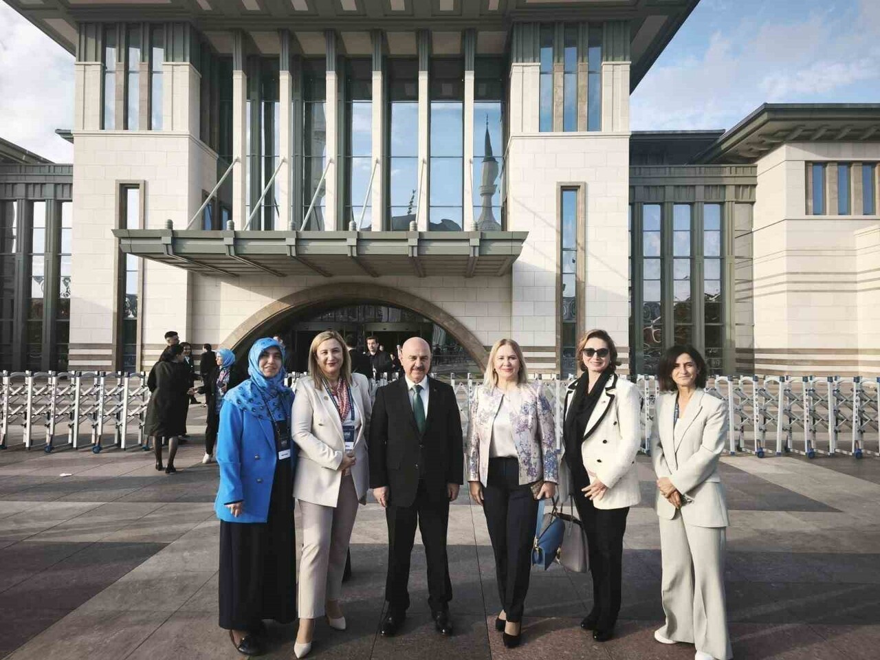 11. TÜRK TIP DÜNYASI KURULTAYI’NDA DÜZCE ÜNİVERSİTESİ ARICILIK ARAŞTIRMA GELİŞTİRME VE UYGULAMA...