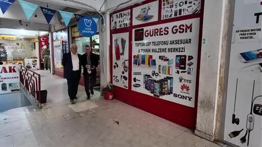 25 yıldır bulmaca çözmek için gazete alıyor