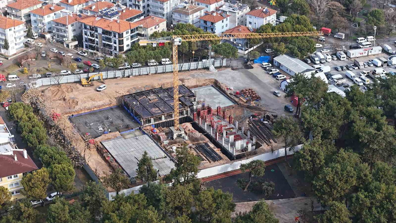 ABİDE H. NURİ ÖNCÜER HUZUREVİ DEPREME DAYANIKLI ŞEKİLDE YENİDEN İNŞA EDİLİYOR