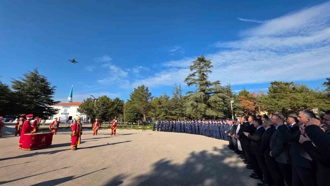 AÇILIŞ TÖRENİNE DİYANET İŞLERİ BAŞKANI SAFİ ARPAGUŞ, MUHARİP HAVA KUVVETLERİ KOMUTANI ORGENERAL...