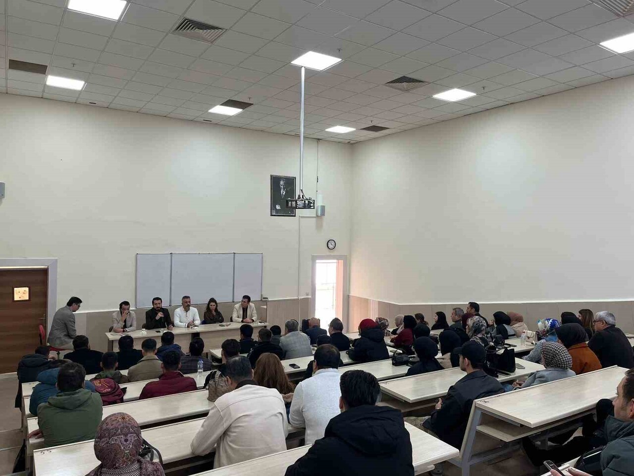 ADIYAMAN ÜNİVERSİTESİ İKTİSADİ VE İDARİ BİLİMLER FAKÜLTESİ (İİBF) TARAFINDAN STK ZİRVESİ...