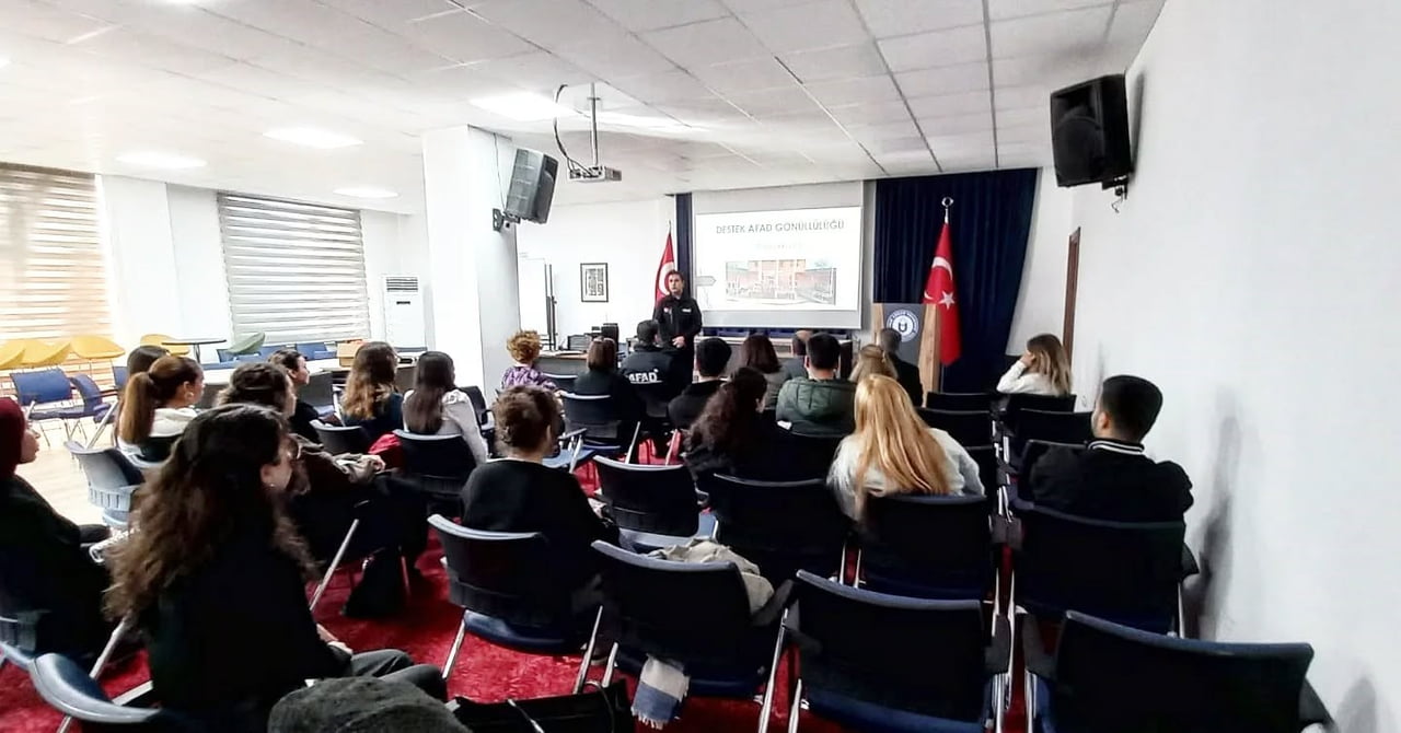 ADNAN MENDERES ÜNİVERSİTESİ (ADÜ) EĞİTİM FAKÜLTESİ ÖĞRETİM GÖREVLİLERİ VE ÖĞRENCİLERİNE YÖNELİK...