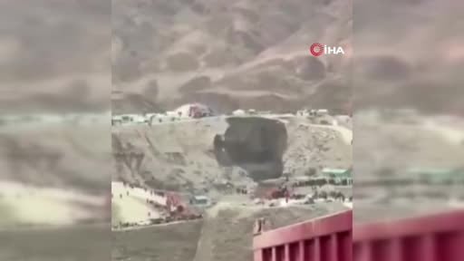 Afganistan’ın kuzeyinde bulunan Badakhshan eyaletinde bir altın madeninde çökme meydana gelmesi...