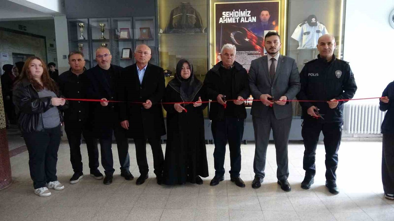 AHMET ALAN'IN ŞEHADETİNİN YIL DÖNÜMÜ MÜNASEBETİYLE SORGUN ŞEHİT AHMET ALAN ANADOLU LİSESİ'NDE...