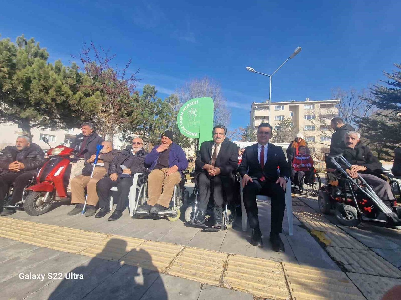 AİLE VE SOSYAL HİZMETLER İL MÜDÜRÜ HASAN AYKUT, TÜRKİYE SAKATLAR DERNEĞİ ERZURUM ŞUBESİ’Nİ ZİYARET...
