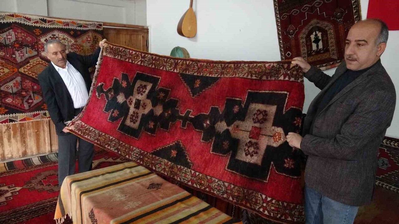 AKÇADAĞ İLÇESİNDE BİN BİR EMEKLE ÜRETİLEN COĞRAFİ İŞARET TESCİLLİ AKÇADAĞ HALISI, ABD İLE UZAK...