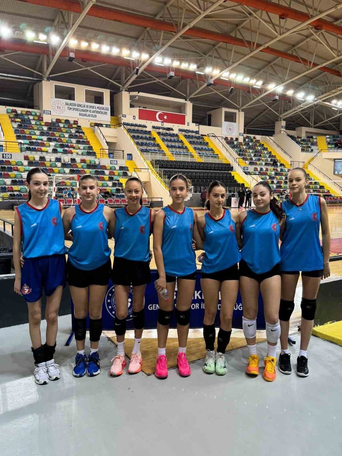 AKHİSAR GENÇLİK SPOR KULÜBÜ’NDEN 7 GENÇ SPORCU, 10 ARALIK’TA BALIKESİR’DE DÜZENLENEN TVF MİLLİ...