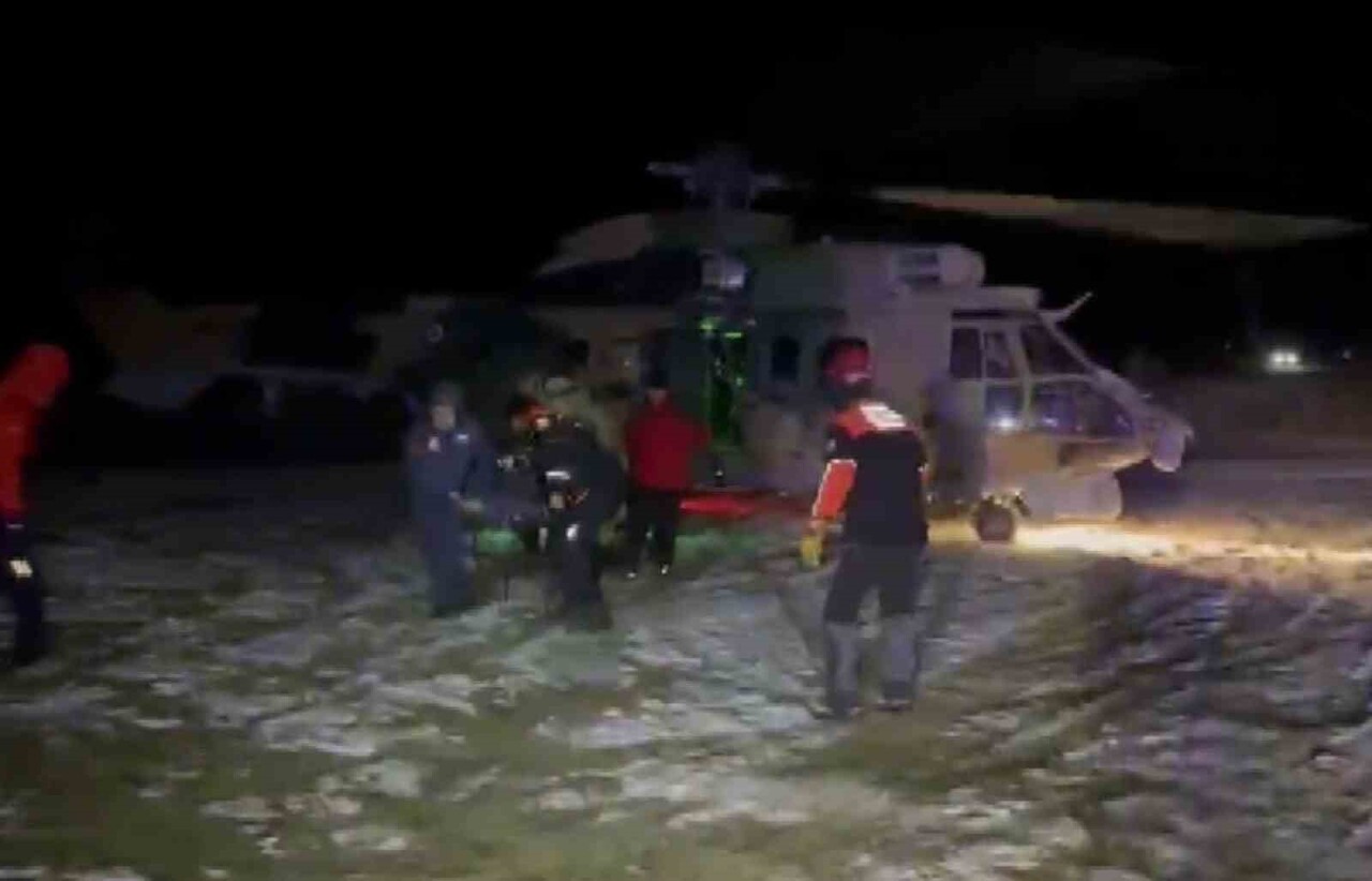 AKSARAY’DA HASAN DAĞI’NA TIRMANIŞ YAPAN VE HAVANIN KARARMASIYLA KAYBOLUP MAHSUR KALAN 2 ÖĞRENCİ...