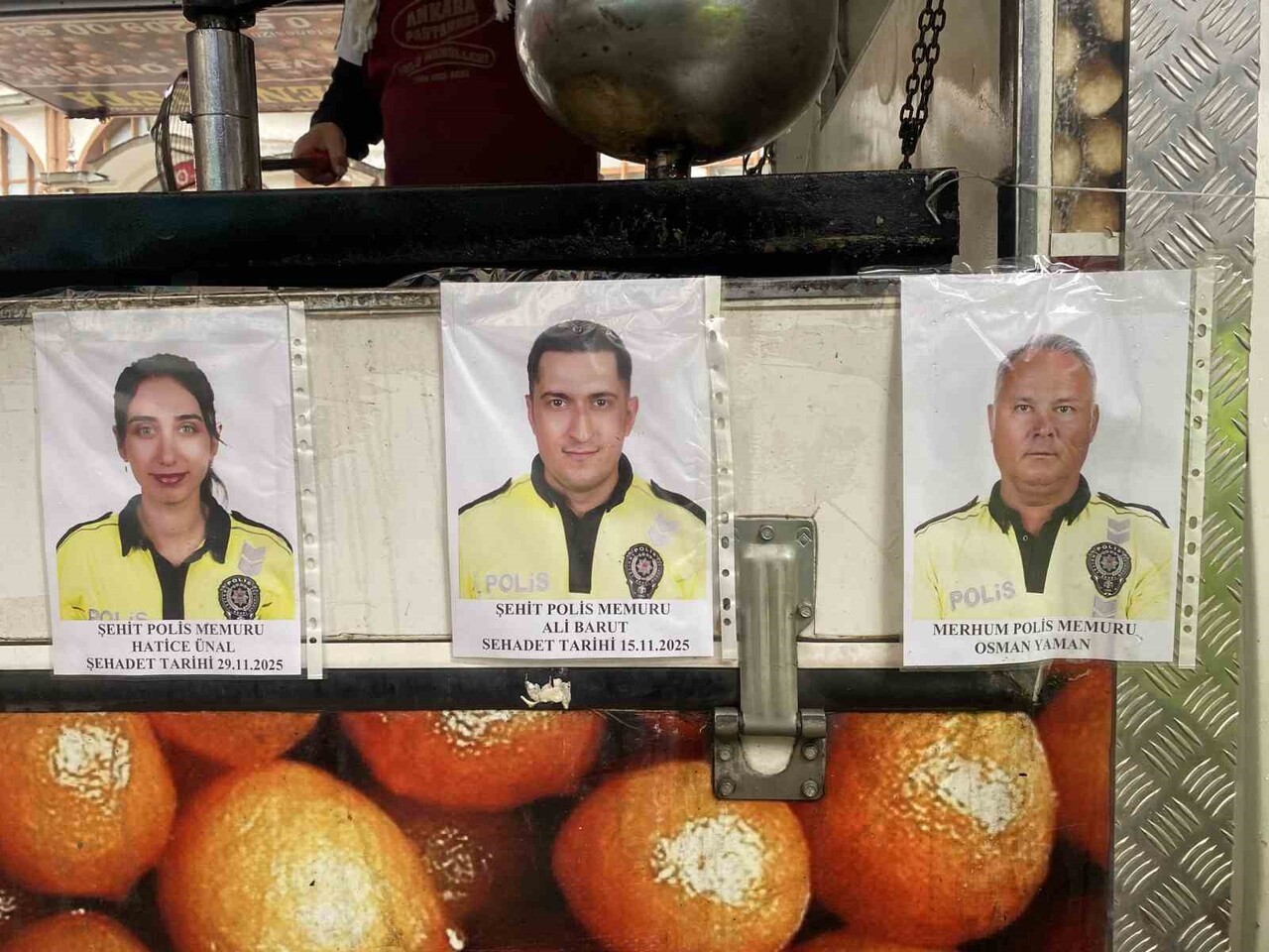 ALAŞEHİR'DE ŞEHİT POLİSLER İÇİN LOKMA  HAYIRI YAPILDI