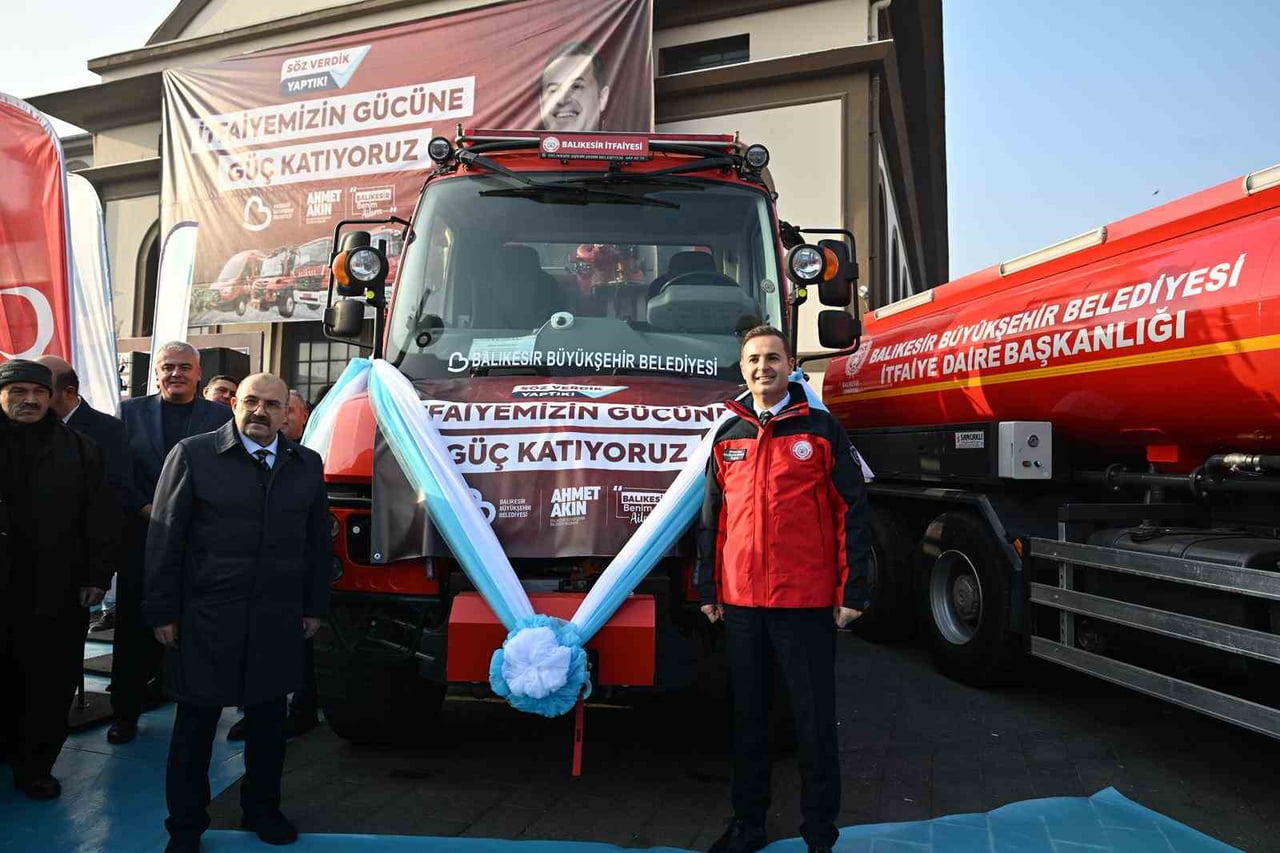 ALIKESİR’İ AFETLERE KARŞI DAHA GÜÇLÜ HALE GETİRMEK İÇİN İTFAİYE TEŞKİLATINA 7 YENİ MODERN ARAÇ...