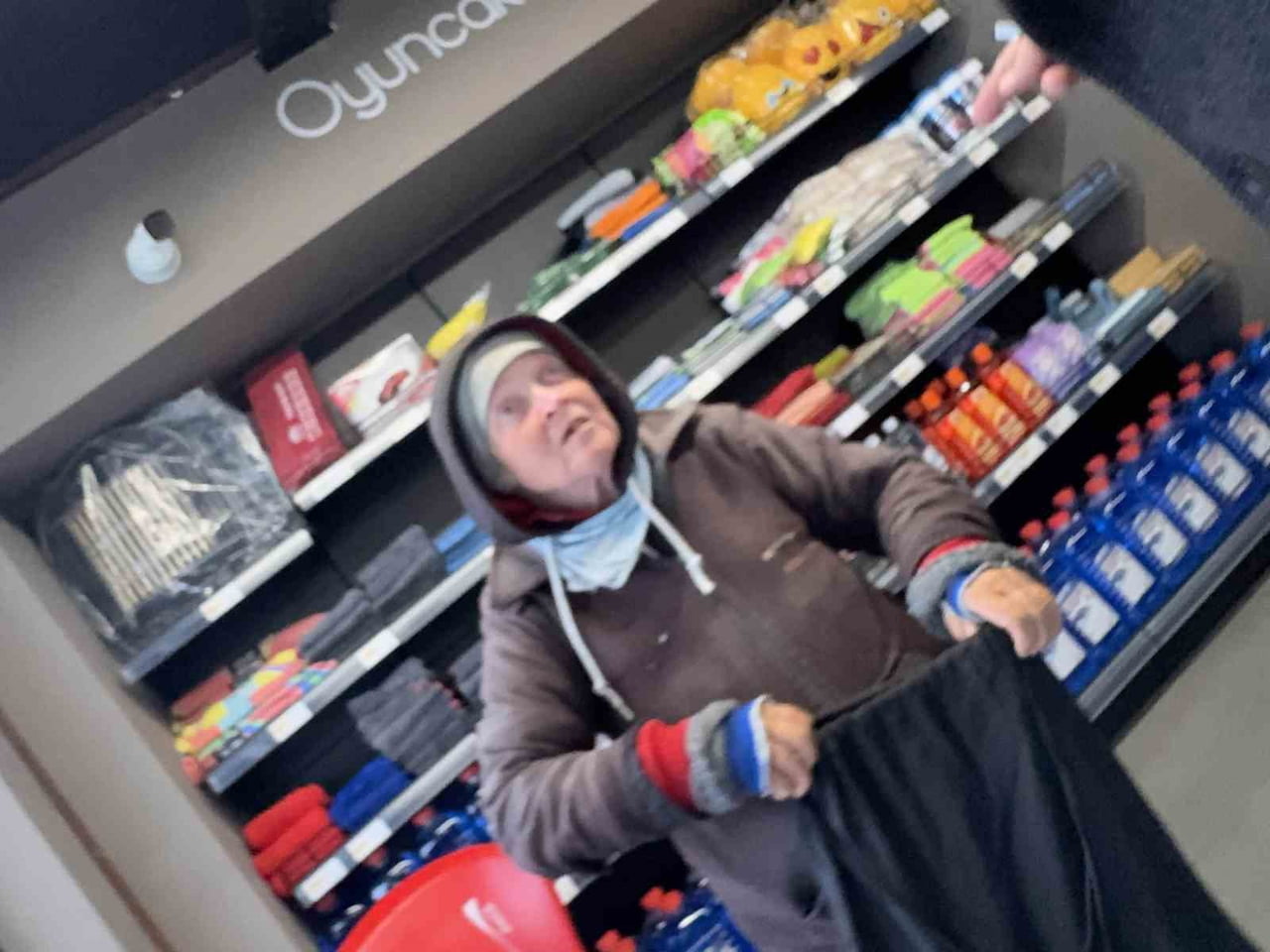 ALMANYA'NIN LEİPZİG ŞEHRİNDEN BAŞLADIĞI GAZZE'YE BARIŞ YÜRÜYÜŞÜNÜ KUDÜS'E KADAR SÜRDÜRMEYİ...