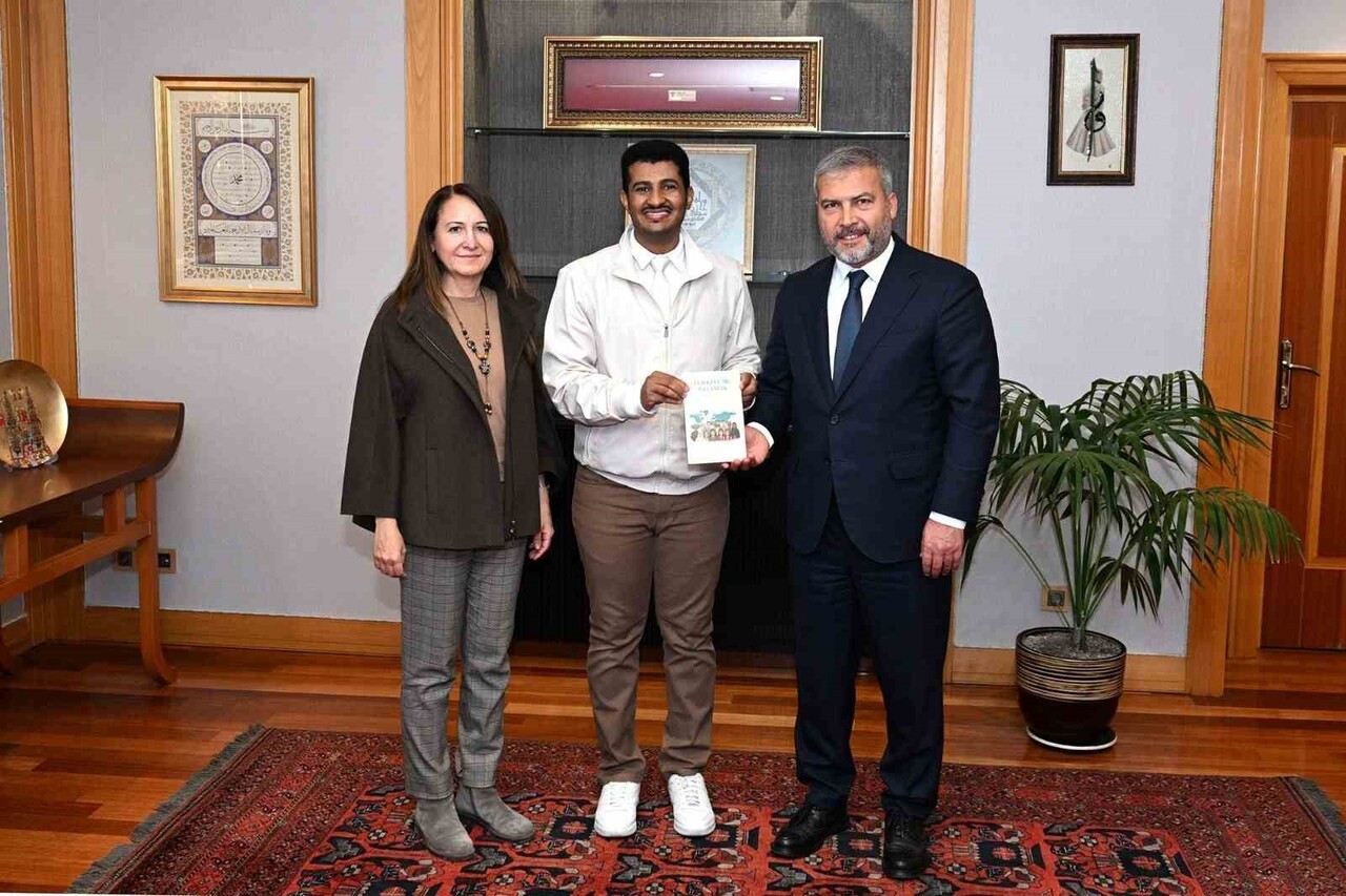 ANADOLU ÜNİVERSİTESİ LİSANSÜSTÜ EĞİTİM ENSTİTÜSÜ DOKTORA PROGRAMI ÖĞRENCİSİ ALYAGUOT YOUSIF HASSAN...