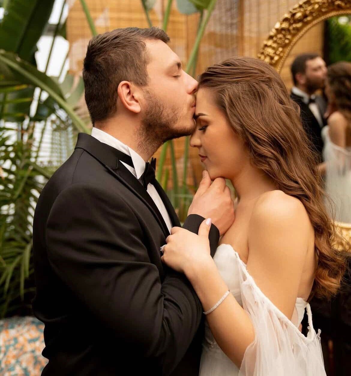 ANKARA-ESKİŞEHİR ARASINDAKİ YOLDA MEYDANA GELEN KAZADA OLAY YERİNDE HAYATINI KAYBEDEN MERT ÖZSÖZ...