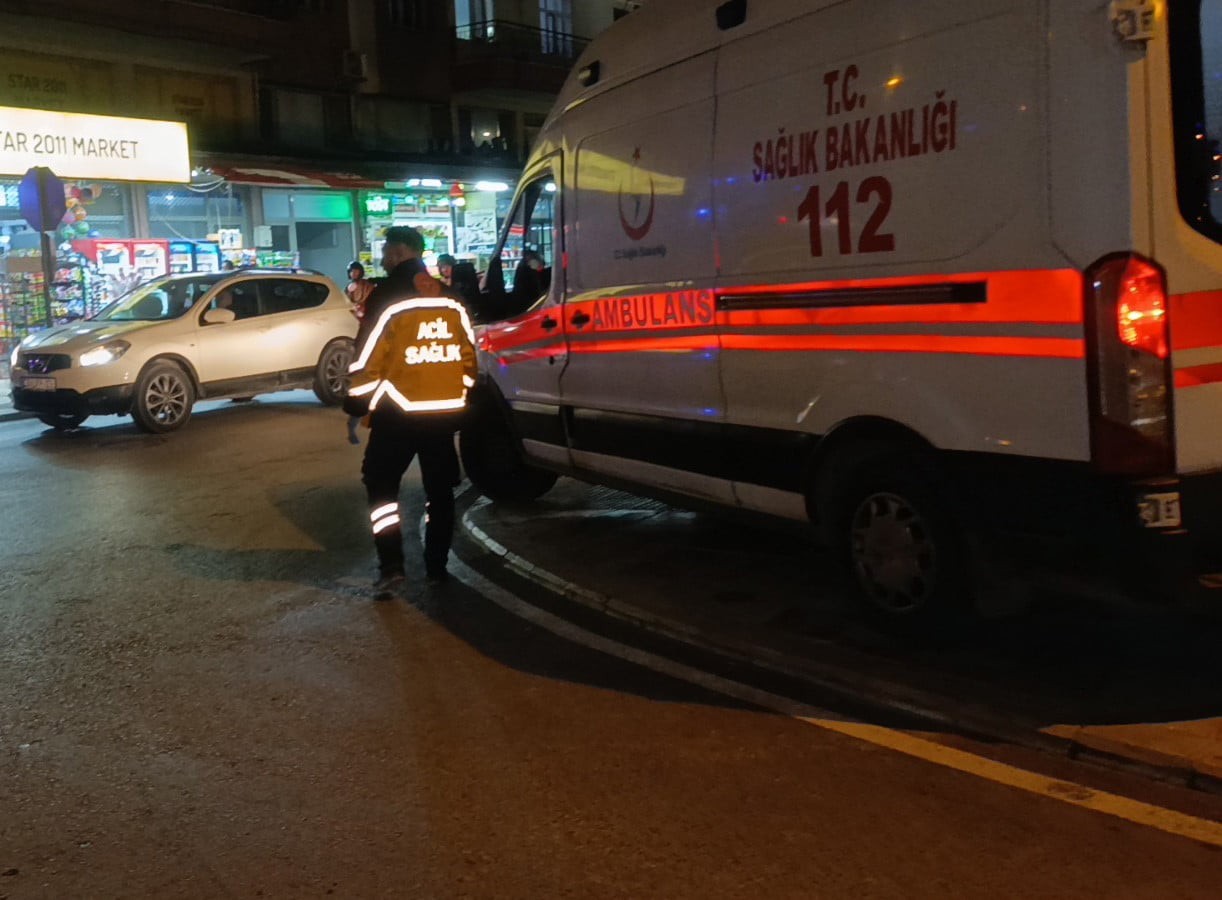 ANTALYA'NIN MANAVGAT İLÇESİNDE 'DUR' TABELASINI HİÇE SAYARAK KAZA YAPAN VE 2 KİŞİNİN YARALANMASINA...