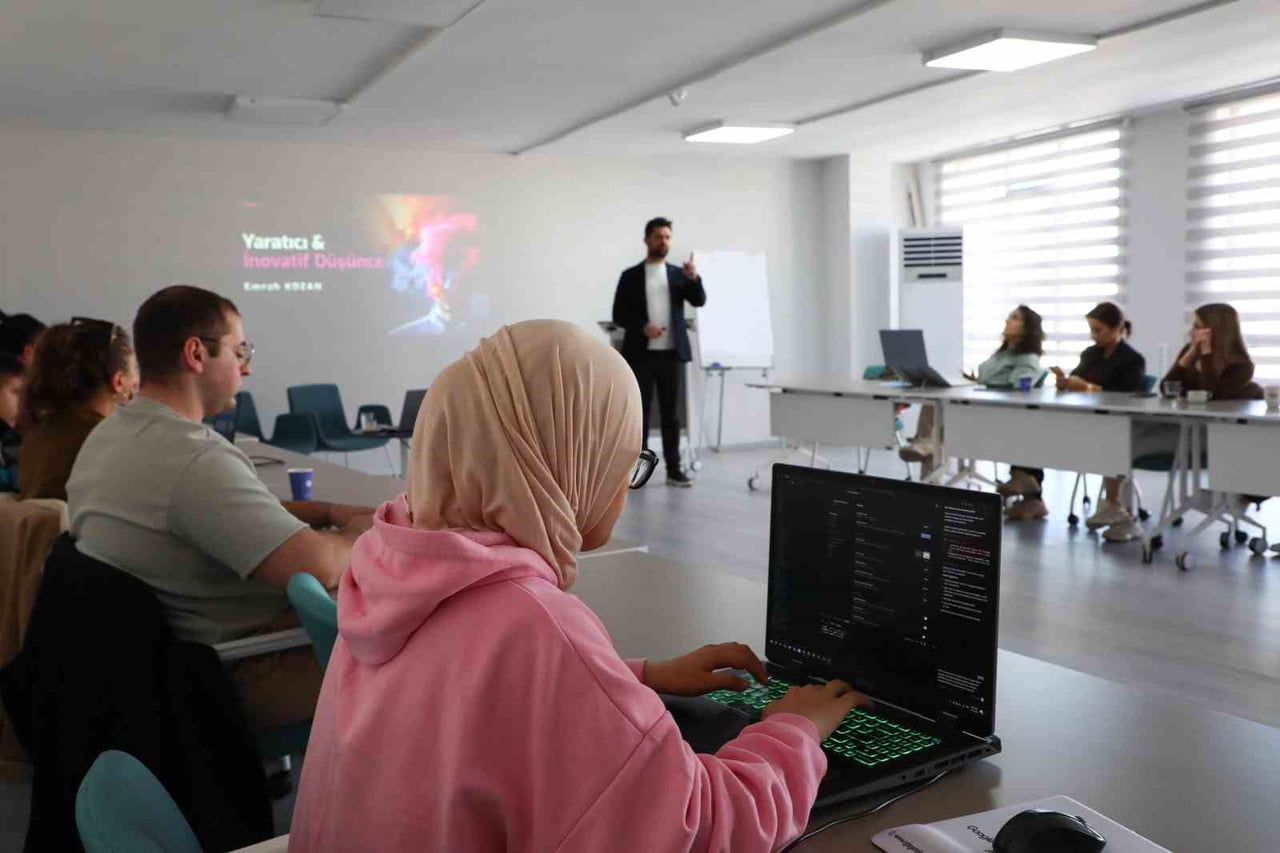 ANTALYA BÜYÜKŞEHİR BELEDİYESİ HUB ANTALYA GİRİŞİMCİLİK MERKEZİ, YENİLİKÇİ FİKİRLERİN SOMUT...