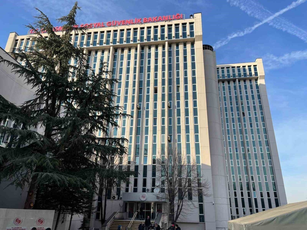 ASGARİ ÜCRET TESPİT KOMİSYONU İKİNCİ TOPLANTISI EKONOMİK VERİ VE RAPORLARIN SUNUMUYLA...