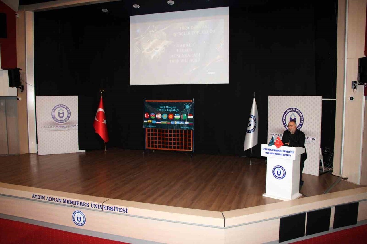 AYDIN ADNAN MENDERES ÜNİVERSİTESİ’NDE, DÜZENLENEN KONFERANSTA TÜRKÇENİN TARİHİ, GELİŞİMİ VE TÜRK...