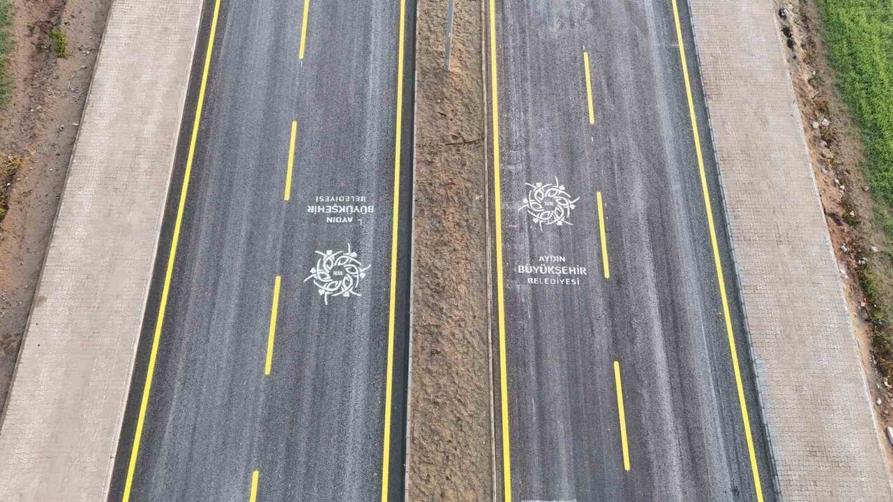 AYDIN BÜYÜKŞEHİR BELEDİYESİ, KENT GENELİNDE EŞ ZAMANLI OLARAK SÜRDÜRÜLEN YOL YAPIM VE YENİLEME...
