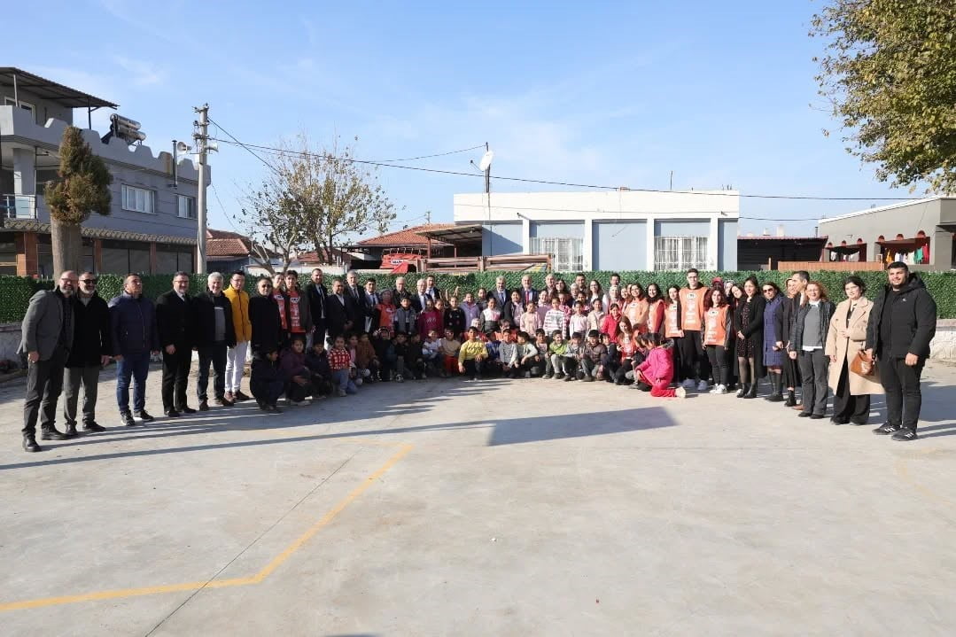 AYDIN’IN İNCİRLİOVA İLÇESİNDE, DOĞA BİLİNCİNİ KÜÇÜK YAŞLARDA KAZANDIRMAK AMACIYLA ÖĞRENCİLERİN...