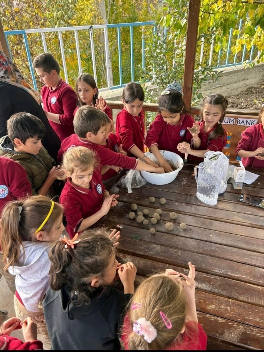 AYDINTEPE’DE ÖĞRENCİLERDEN SORUMLULUK VE ÖZGÜRLÜK ODAKLI ÇALIŞMA