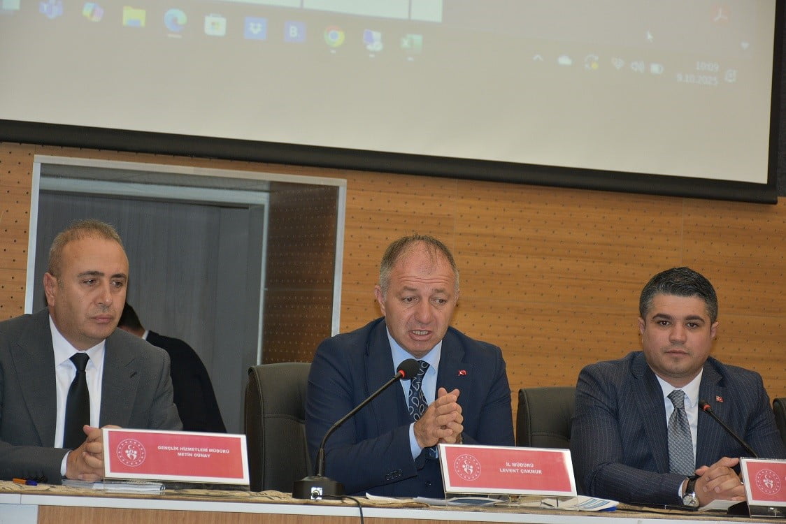 AYLARDIR SPORDA VE GENÇLİK HİZMETLERİNDE İL KARNESİNDE BİRİNCİLİĞİNİ KORUYAN ERZURUM GSİM 2026’YA...